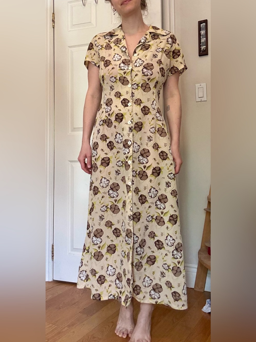 Vintage Floral Button-Front Maxi Dress